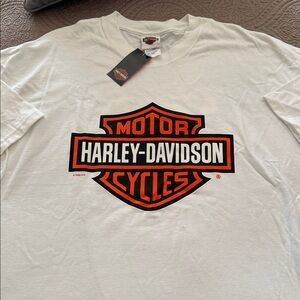 Harley-Davidson White and Orange Logo Tee vintage